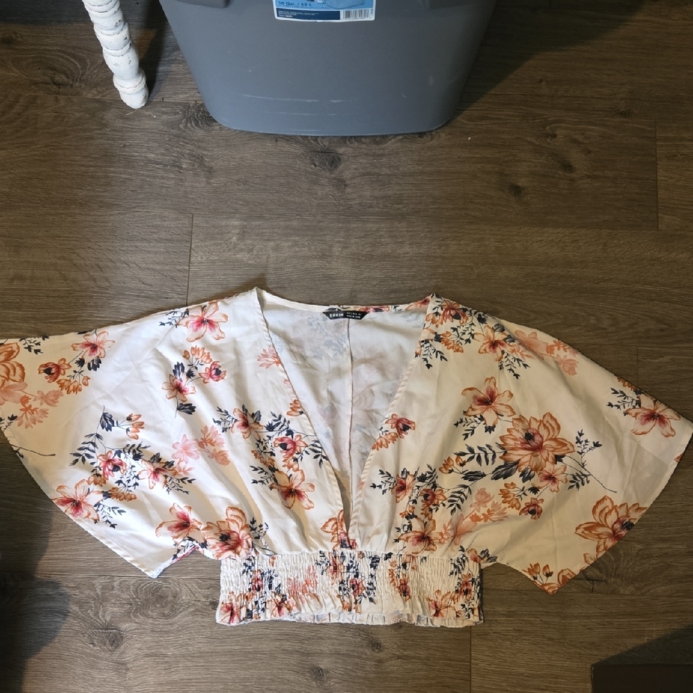 Floral Kimono Sleeve Top